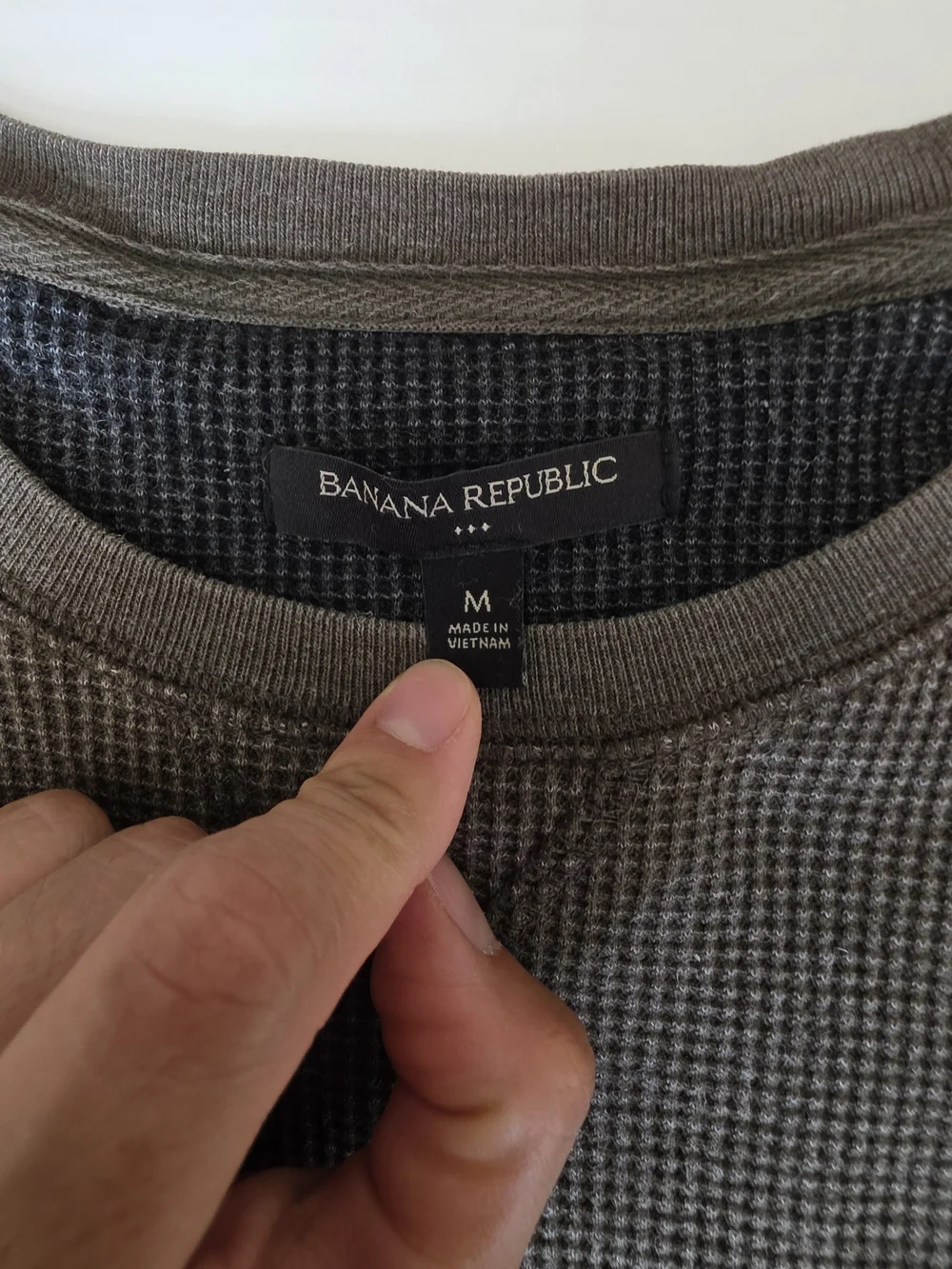 Banana Republic men’s Brown long-sleeve waffle knit Termal T-shirt crewneck M